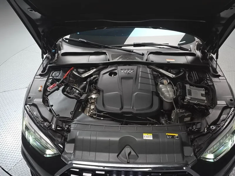 Audi A5 2.0 TDI Quattro - САМО 30% АВАНС, снимка 6 - Автомобили и джипове - 56003340
