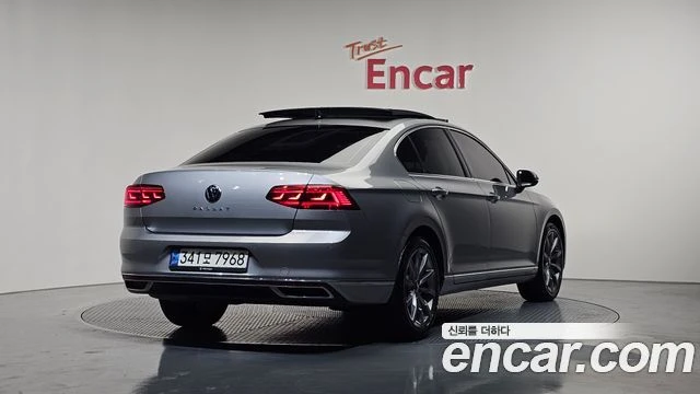 VW Passat, снимка 2 - Автомобили и джипове - 56081354