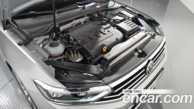 VW Passat, снимка 6 - Автомобили и джипове - 56081354