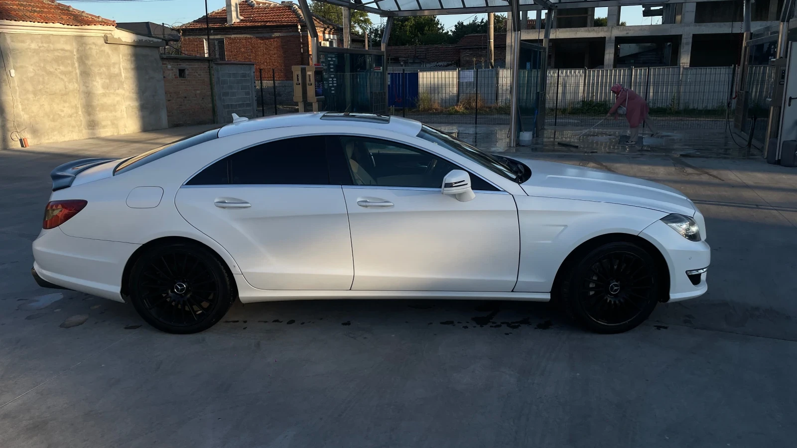 Mercedes-Benz CLS 500 63 AMG пакет Designo - изображение 5