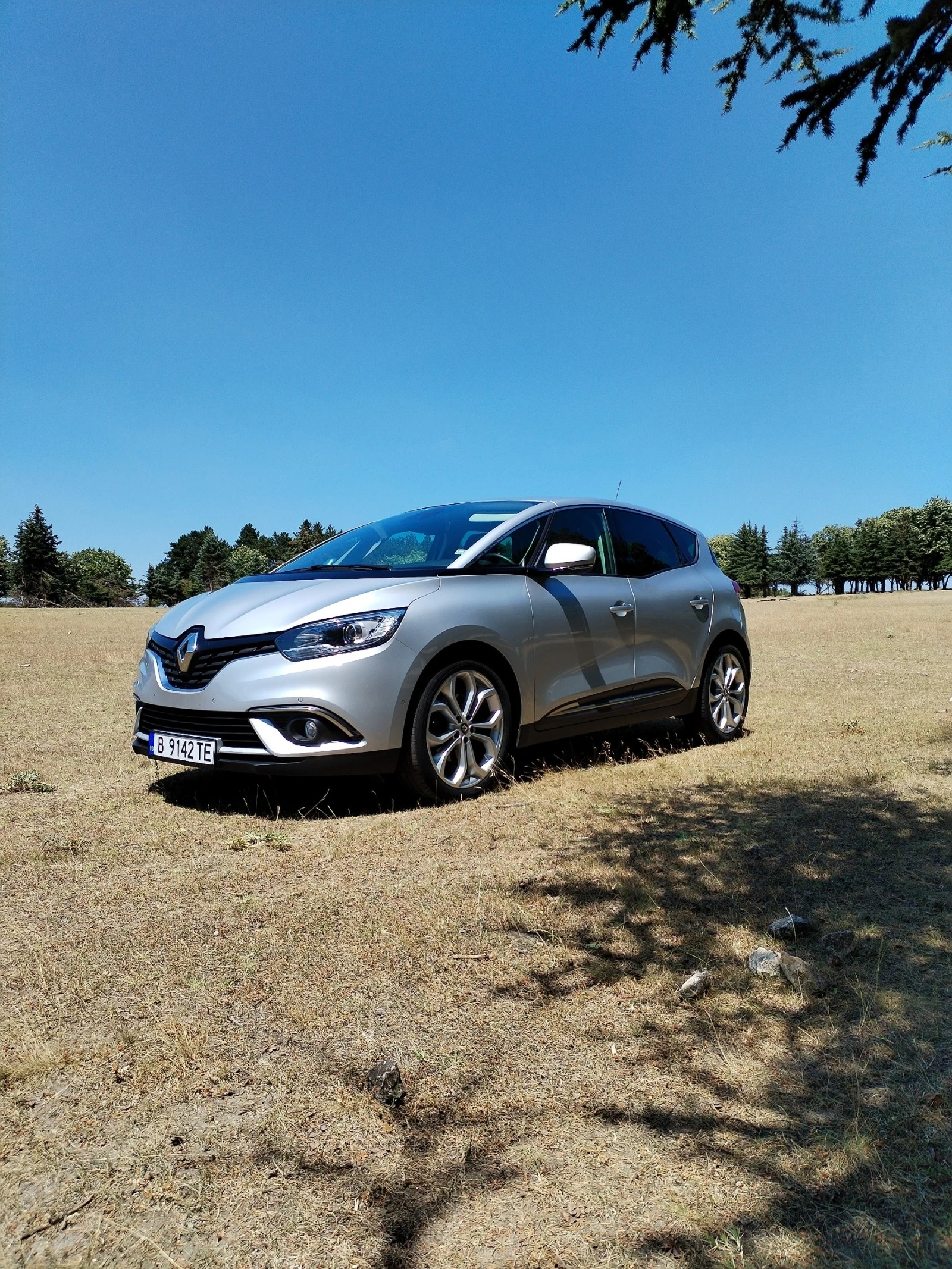 Renault Scenic IV 1, 7 BlueDci 120 - изображение 7