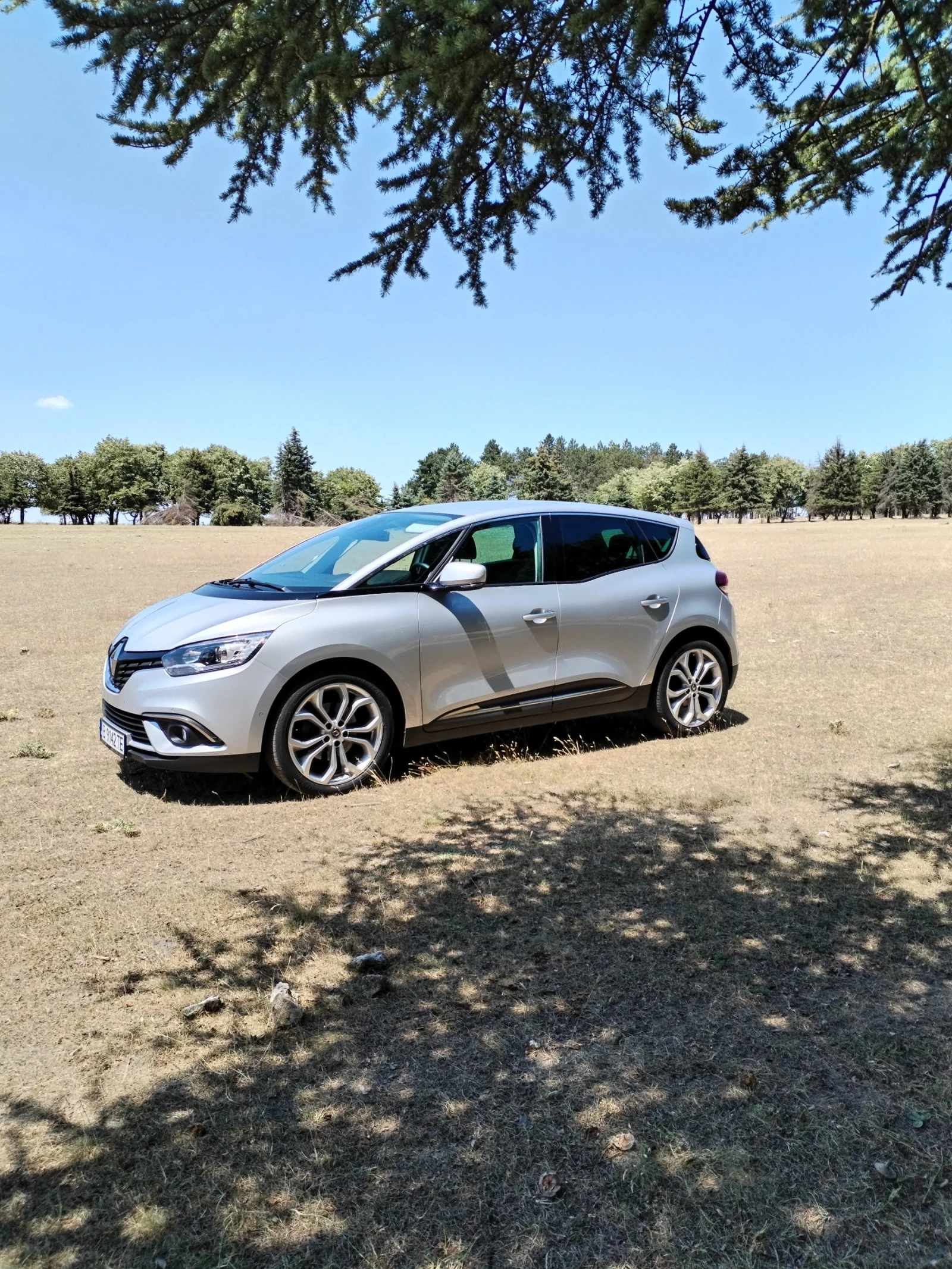 Renault Scenic IV 1, 7 BlueDci 120 - изображение 6