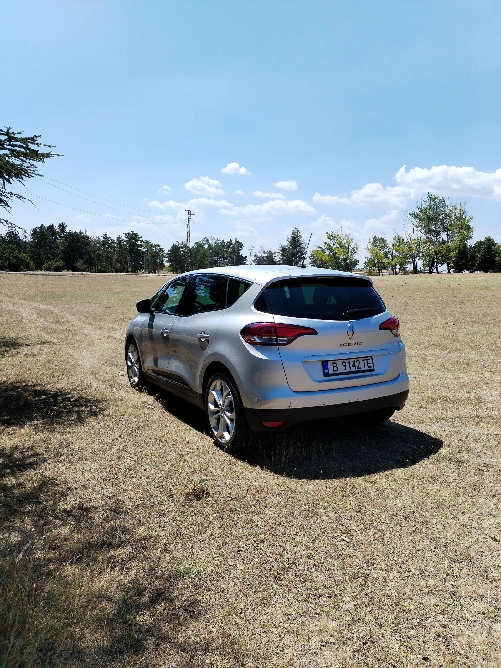 Renault Scenic IV 1, 7 BlueDci 120 - изображение 4