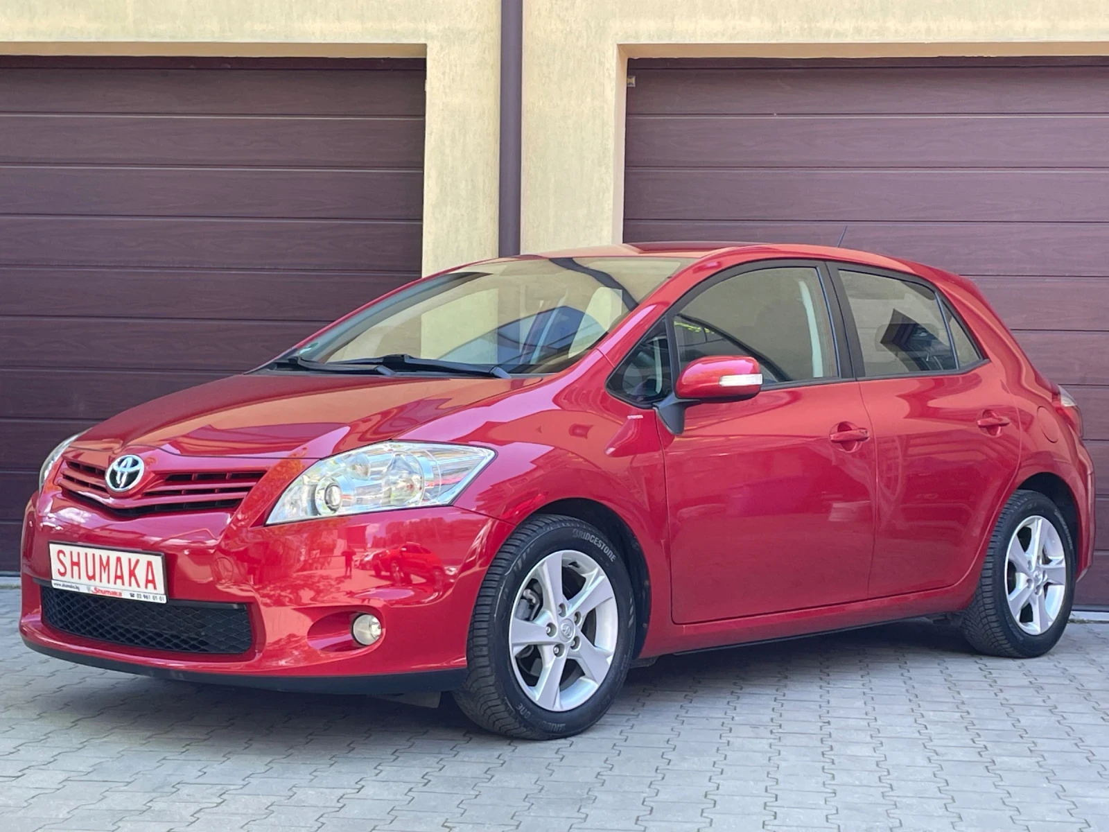 Toyota Auris 1.3VVT-i-100ps  ПЪЛНА СЕРВИЗНА ИСТОРИЯ В TOYOTA! - изображение 2