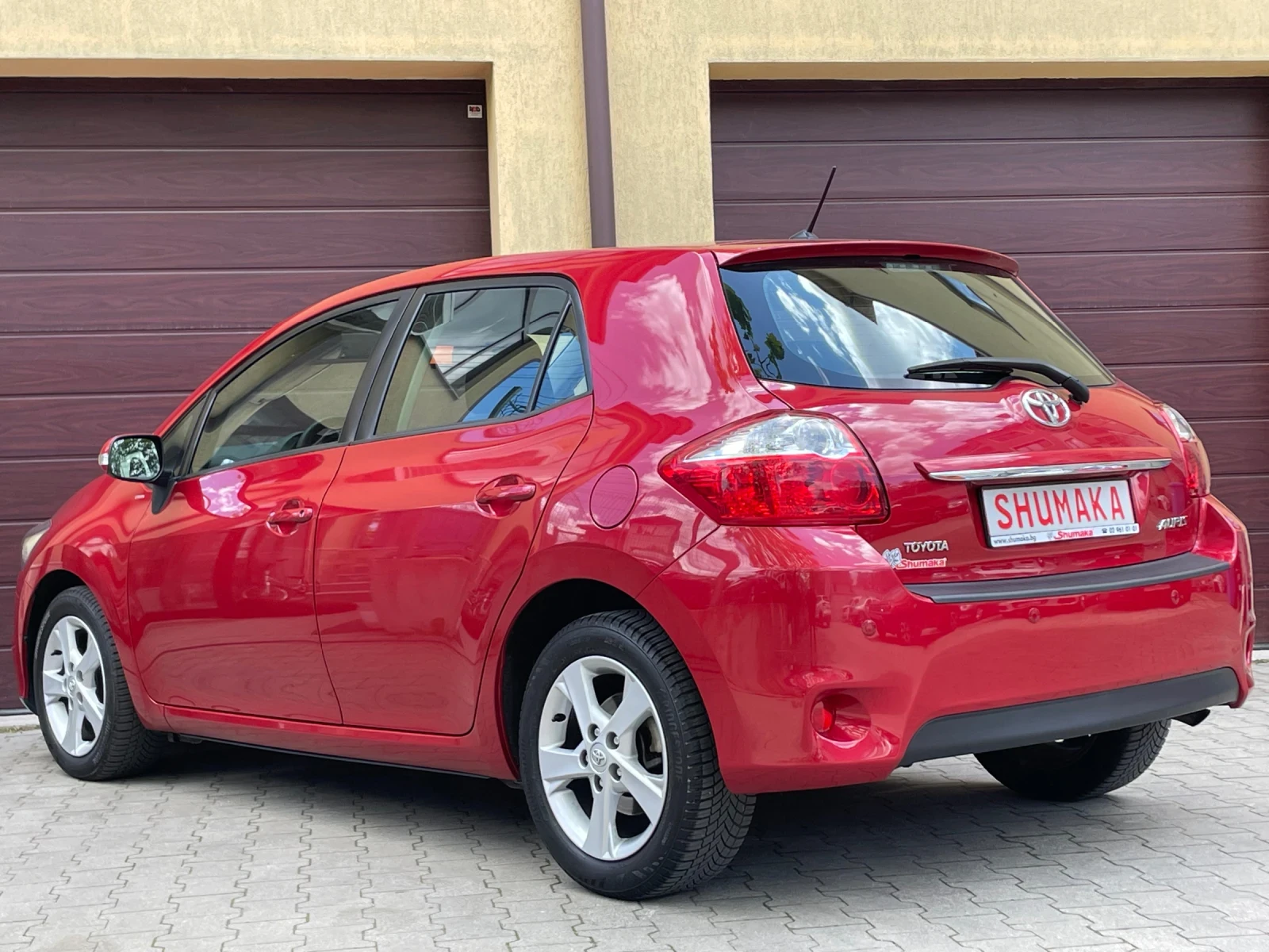 Toyota Auris 1.3VVT-i-100ps  ПЪЛНА СЕРВИЗНА ИСТОРИЯ В TOYOTA! - изображение 4