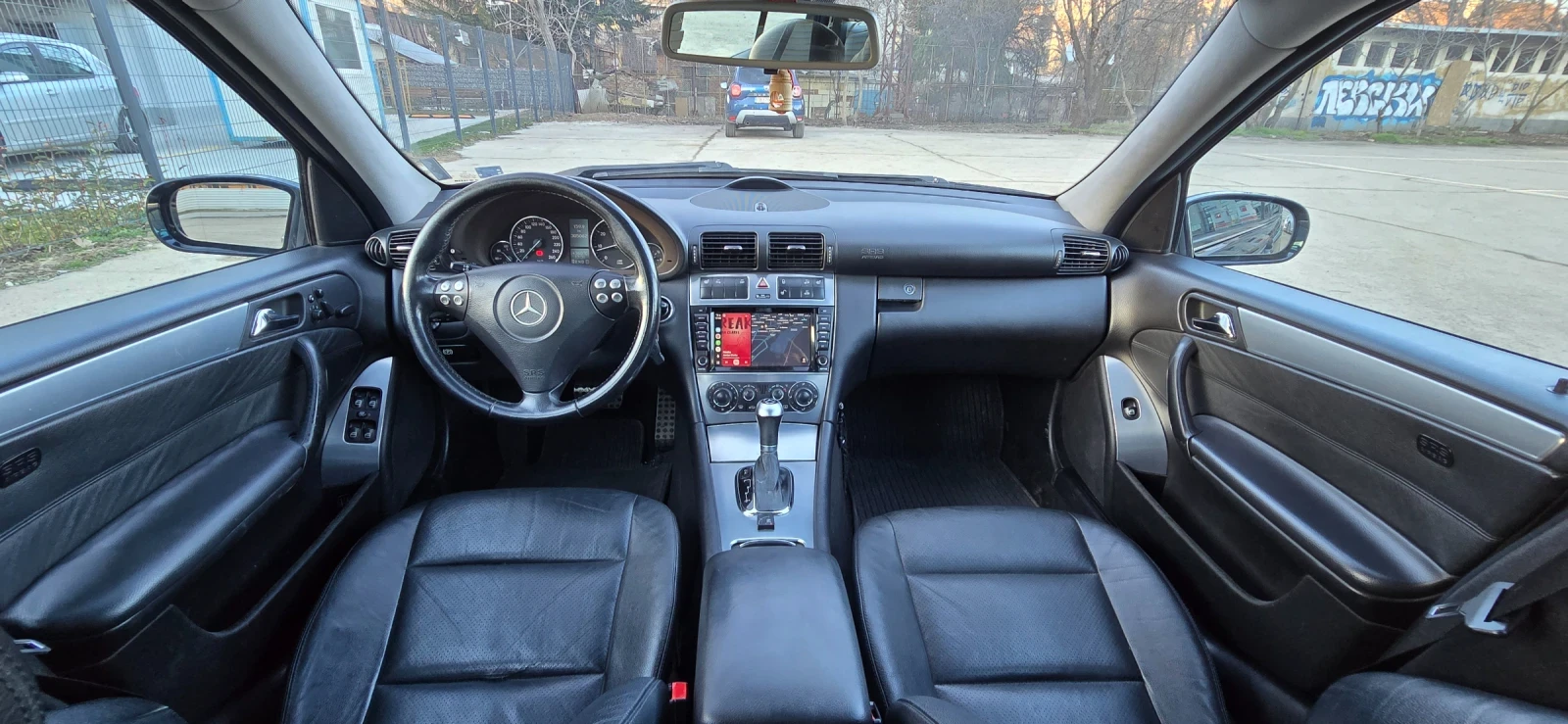 Mercedes-Benz C 230 Kompressor, снимка 11 - Автомобили и джипове - 53714208