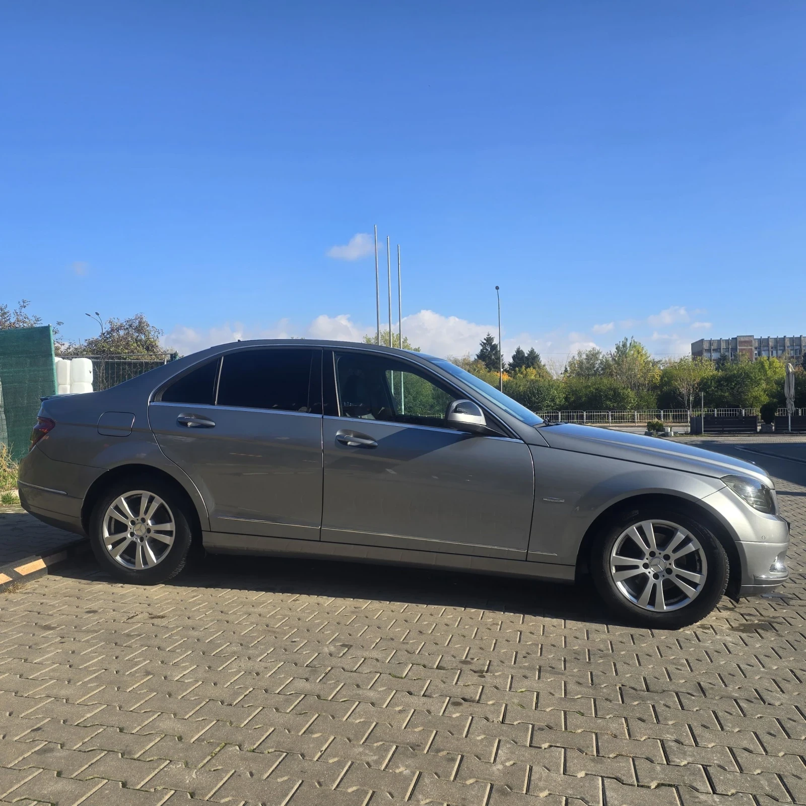 Mercedes-Benz C 200, снимка 5 - Автомобили и джипове - 53963110