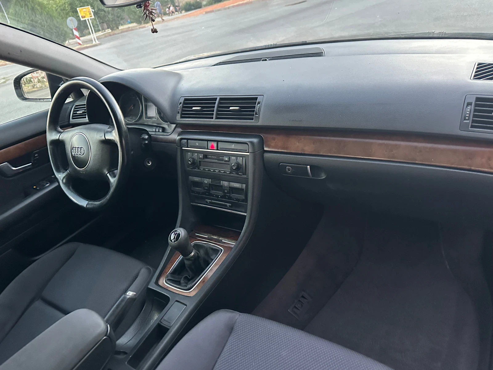 Audi A4 1.9TDI* 101кс., снимка 10 - Автомобили и джипове - 54088660