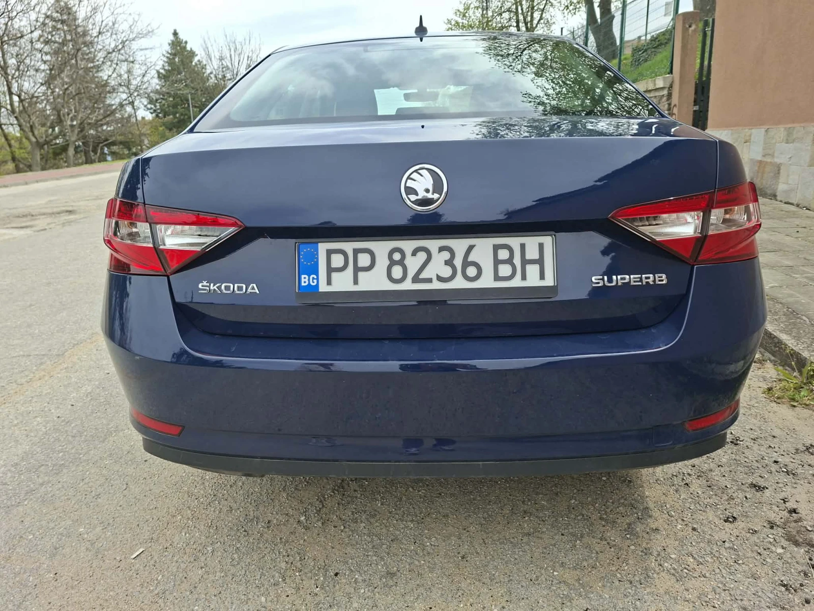 Skoda Superb 2.0 tdi, снимка 9 - Автомобили и джипове - 54238057