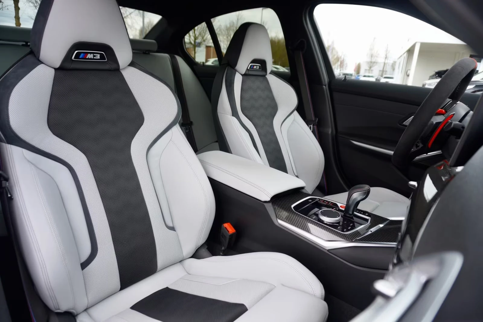 BMW M3 COMPETITION/530HP/xDRIVE/360/CARBON/ACC/HUD/370z, снимка 13 - Автомобили и джипове - 54366475