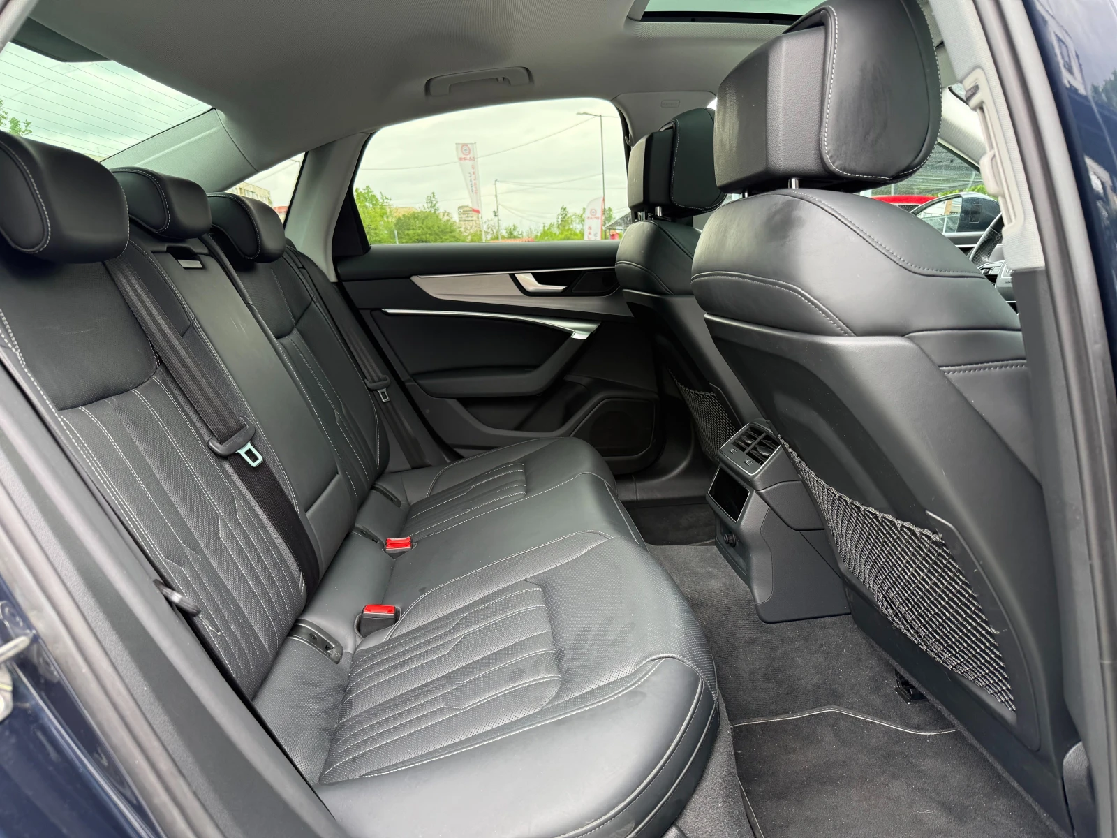 Audi A6 55TFSI e, S-line, PLUG-IN HYBRID, снимка 10 - Автомобили и джипове - 54526935