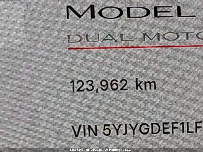 Tesla Model Y Perfromance, снимка 12 - Автомобили и джипове - 54706578