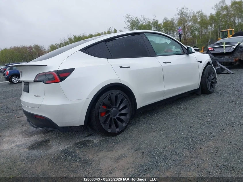Tesla Model Y Perfromance, снимка 5 - Автомобили и джипове - 54706578