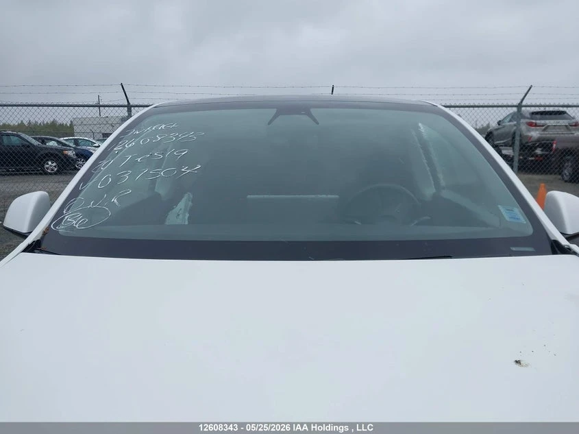 Tesla Model Y Perfromance, снимка 14 - Автомобили и джипове - 54706578