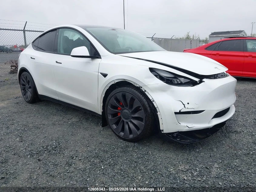 Tesla Model Y Perfromance, снимка 2 - Автомобили и джипове - 54706578