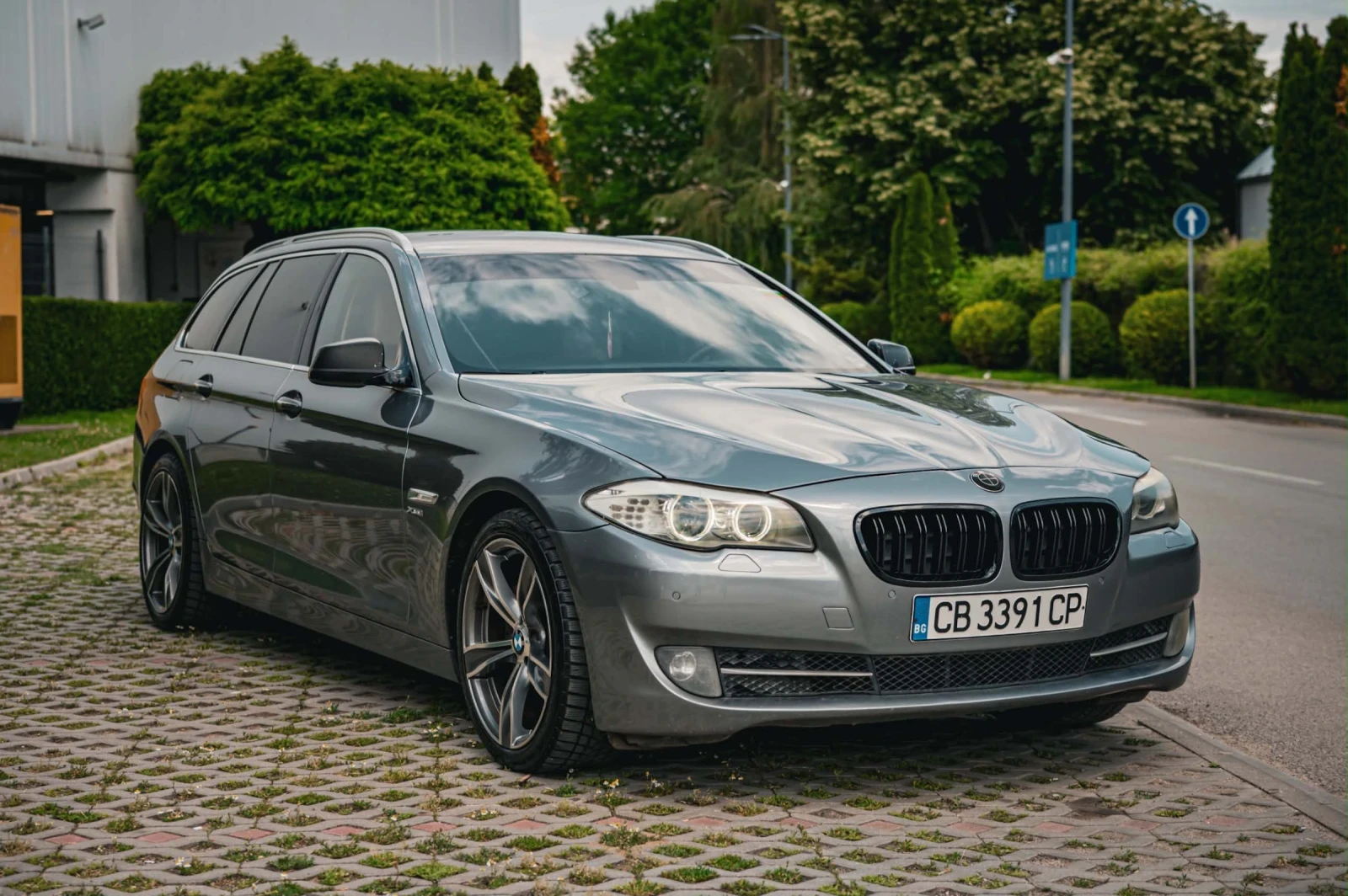 BMW 530