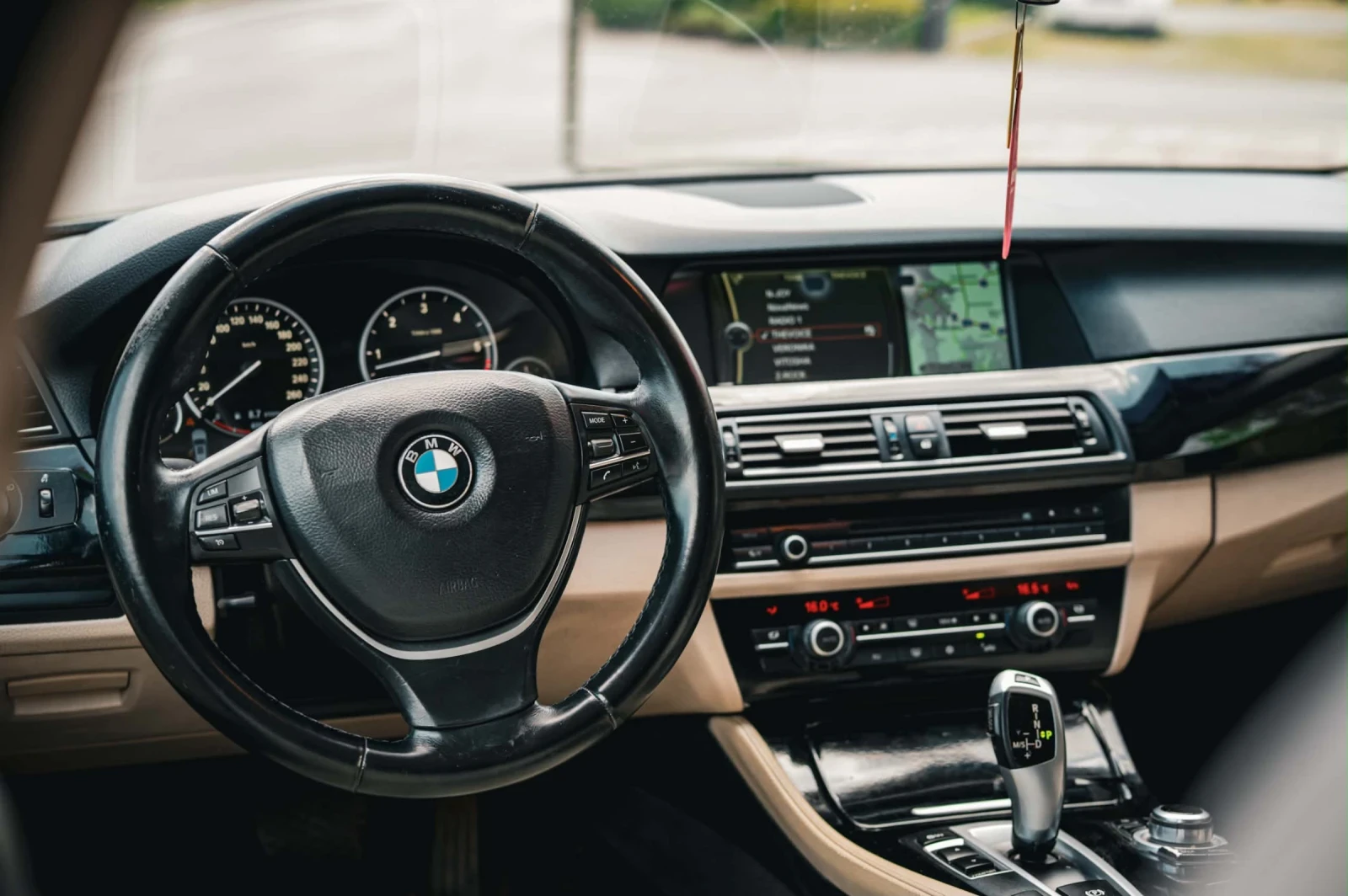 BMW 530, снимка 5 - Автомобили и джипове - 54743731