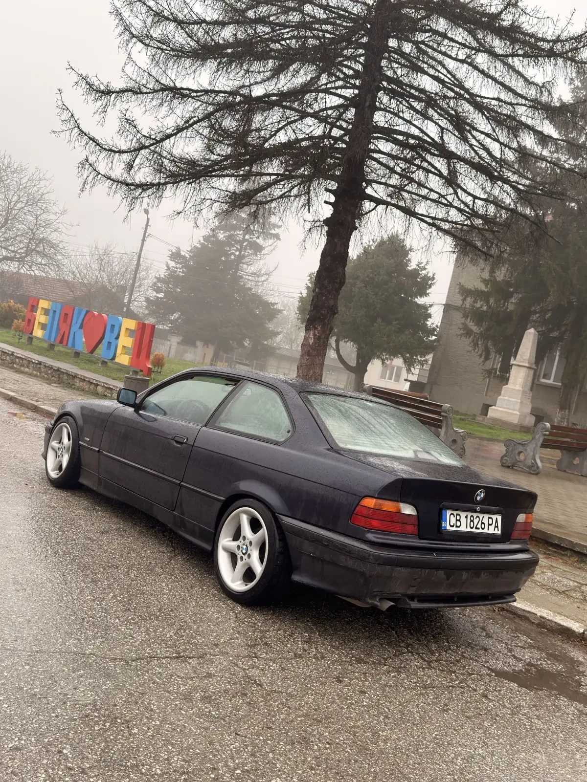 BMW 320, снимка 2 - Автомобили и джипове - 55051007