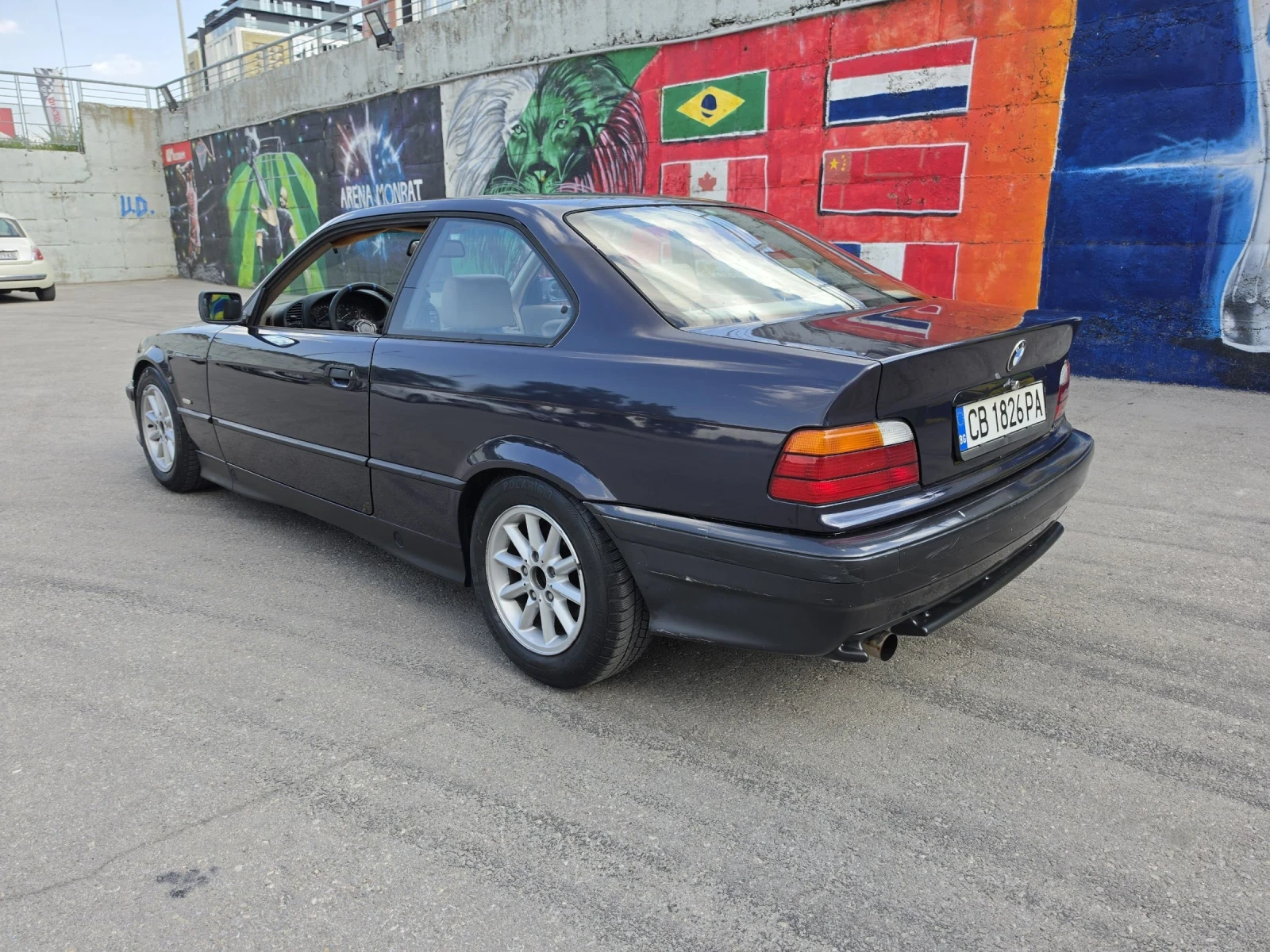 BMW 320, снимка 4 - Автомобили и джипове - 55051007