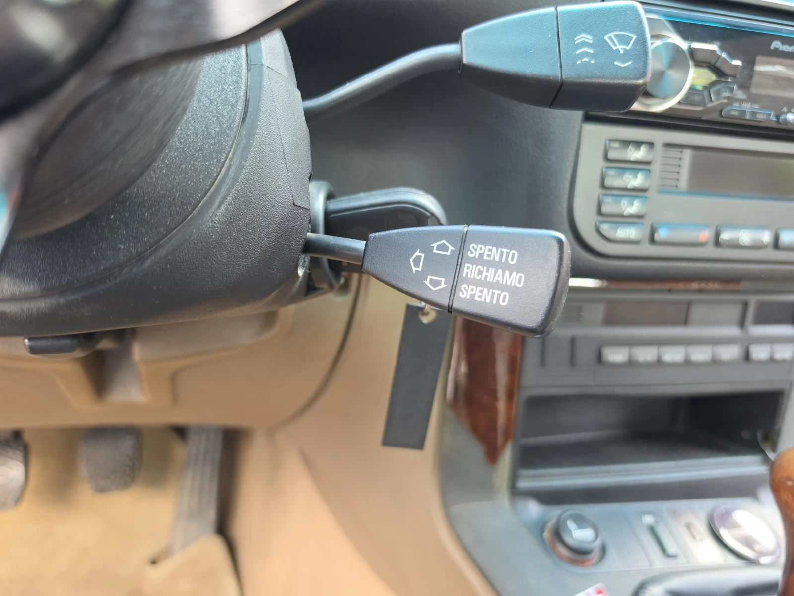 BMW 320, снимка 12 - Автомобили и джипове - 55051007