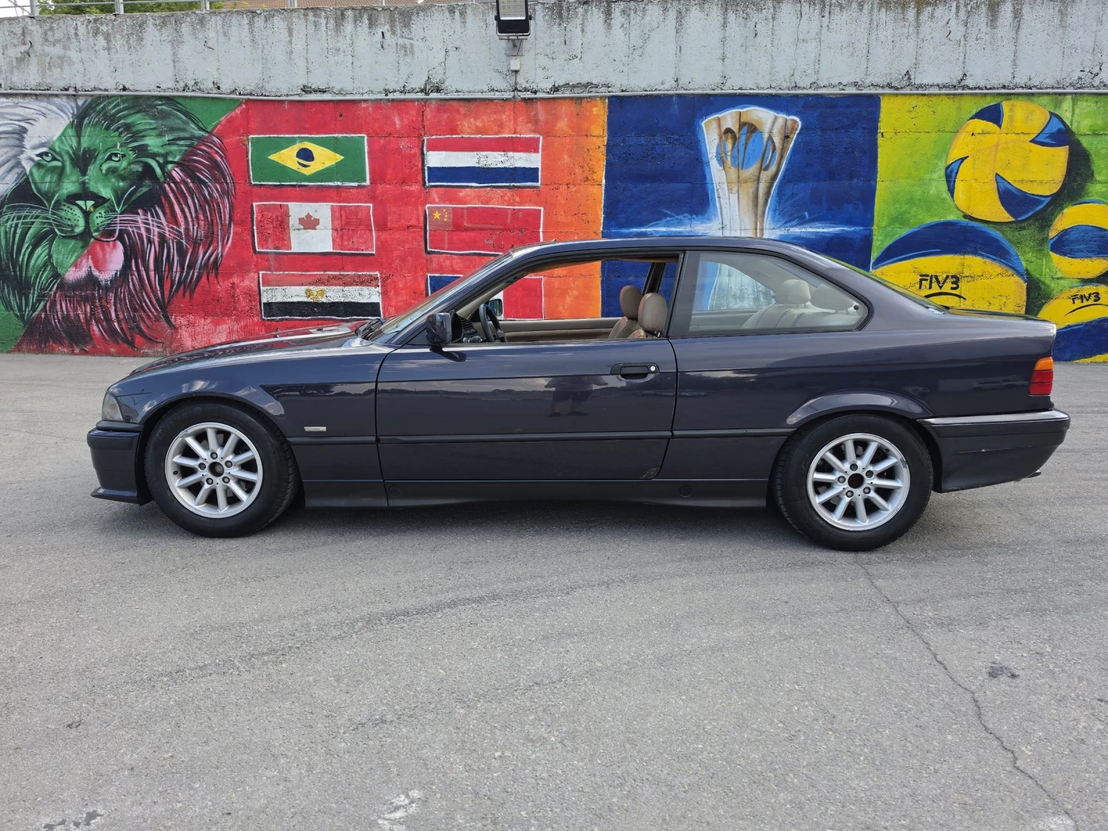 BMW 320, снимка 7 - Автомобили и джипове - 55051007