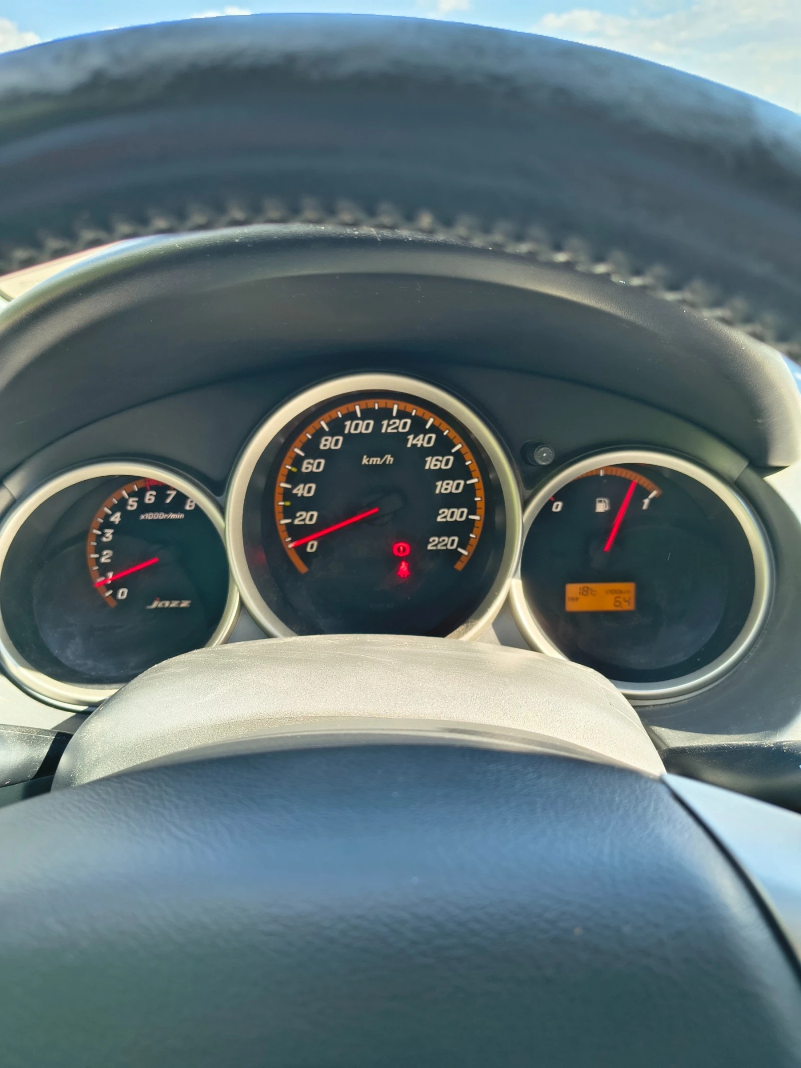 Honda Jazz 1.4, снимка 8 - Автомобили и джипове - 55166800