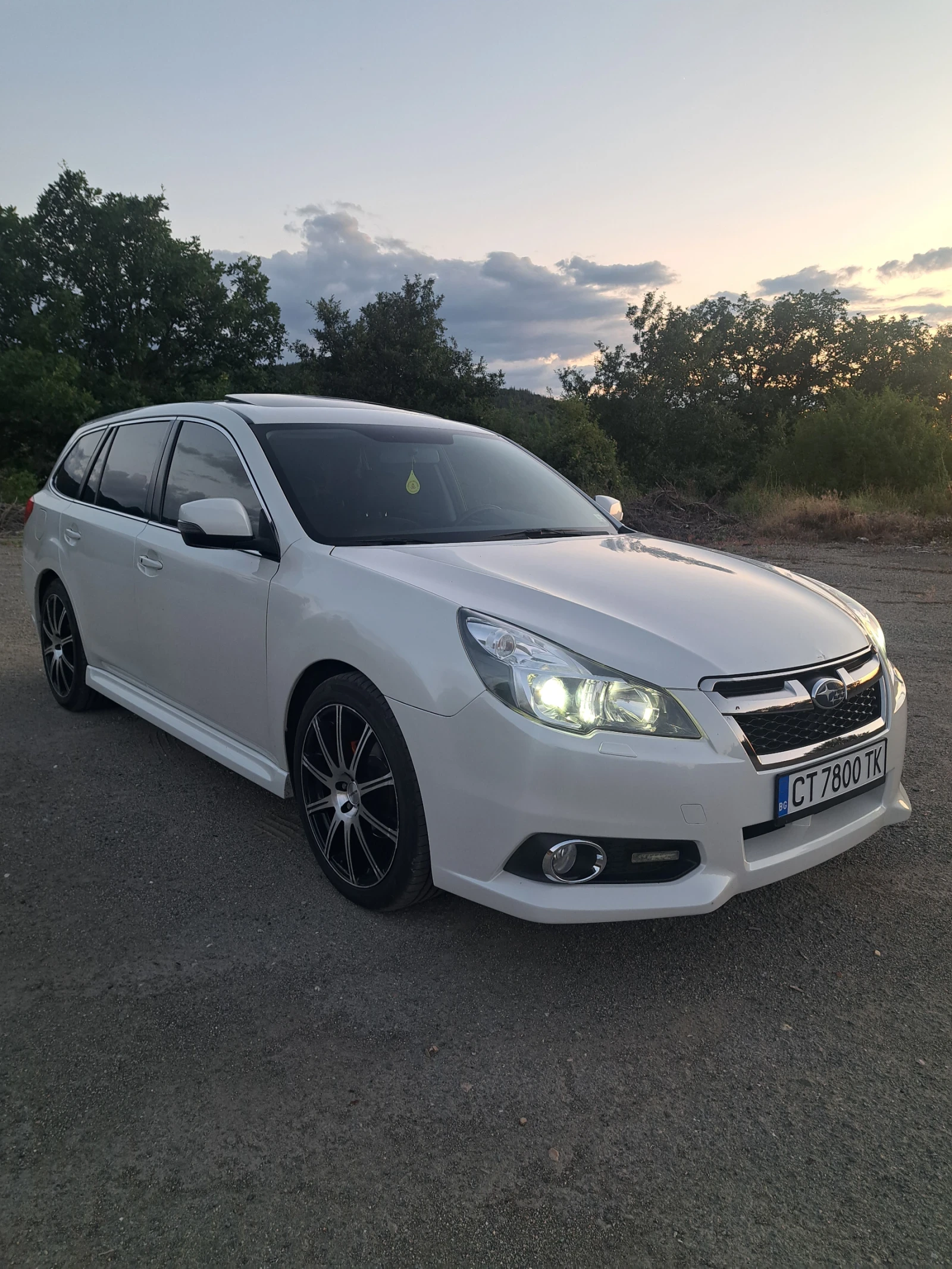 Subaru Legacy 2.5 GAZ, снимка 9 - Автомобили и джипове - 55422121