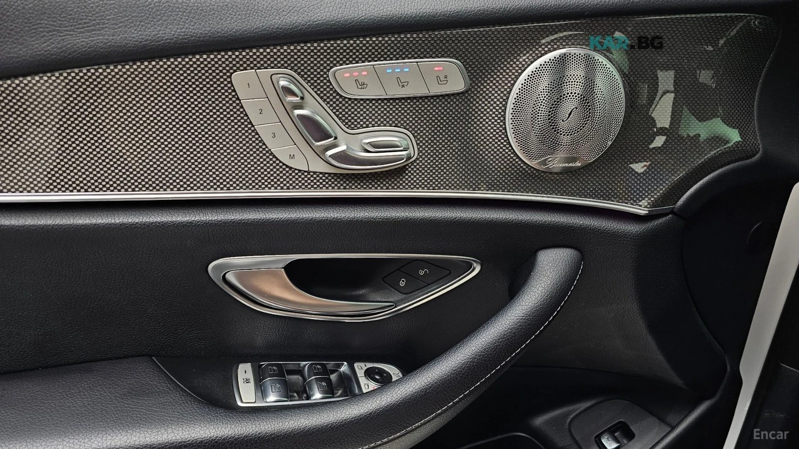 Mercedes-Benz E 300 4MATIC/AMG-LINE/DRIVE-ASSISTS/SUNROOF, снимка 12 - Автомобили и джипове - 55719487