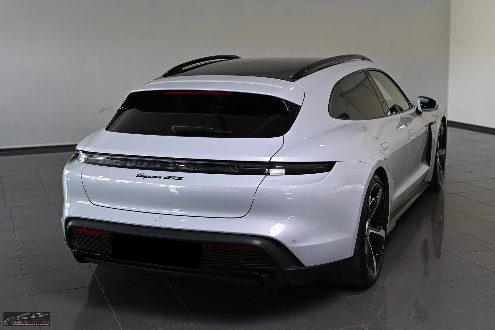 Porsche Taycan GTS/598HP/SPORT TURISMO/PANO/BOSE/360/ACC/846z, снимка 4 - Автомобили и джипове - 55824432