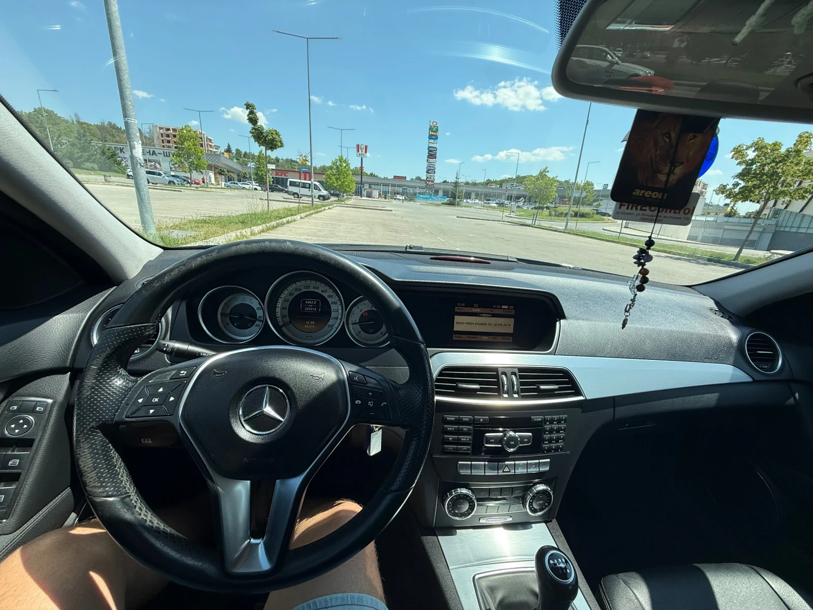Mercedes-Benz C 220, снимка 8 - Автомобили и джипове - 56021175