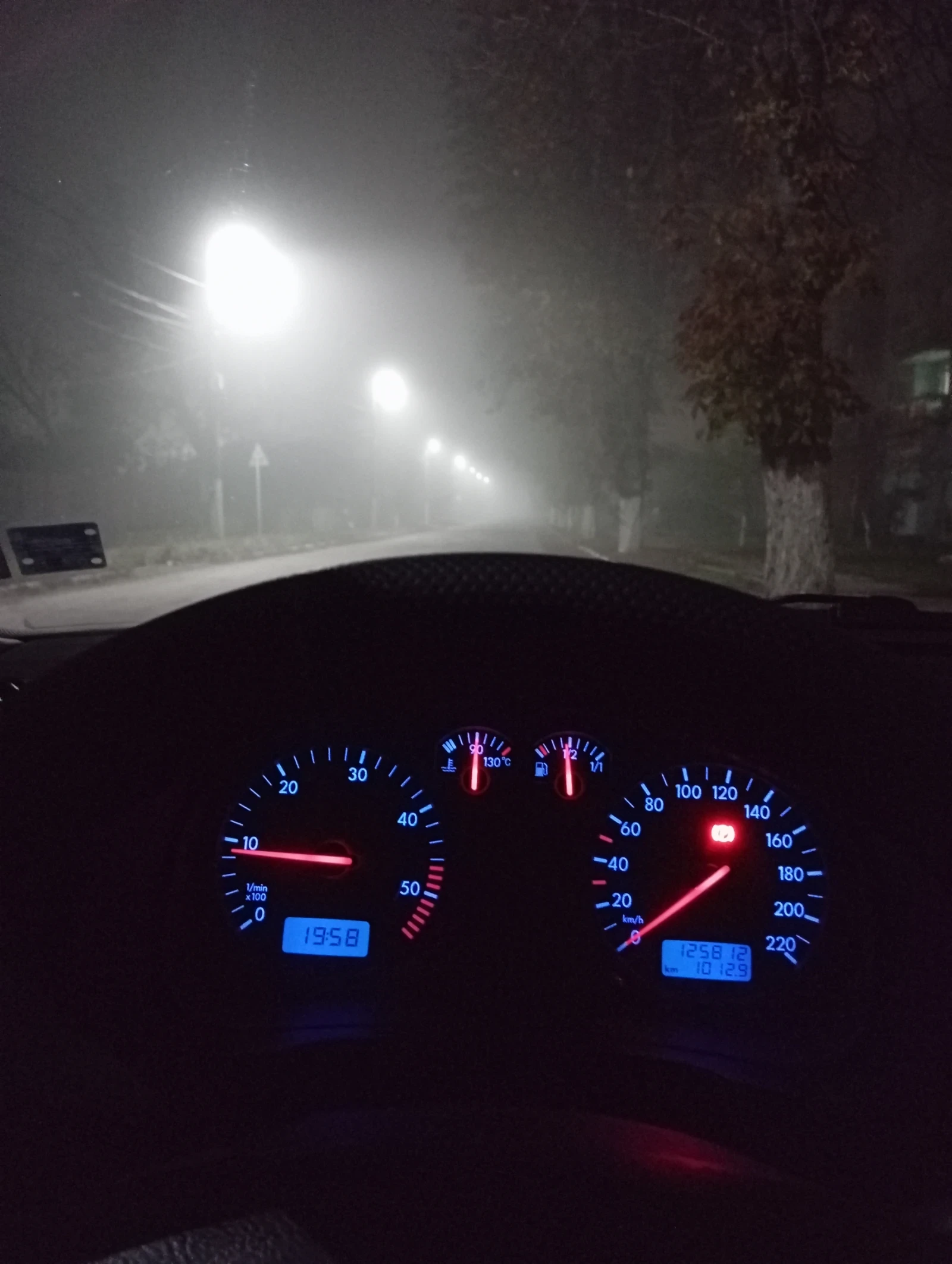 VW Golf 4, снимка 3 - Автомобили и джипове - 56200916