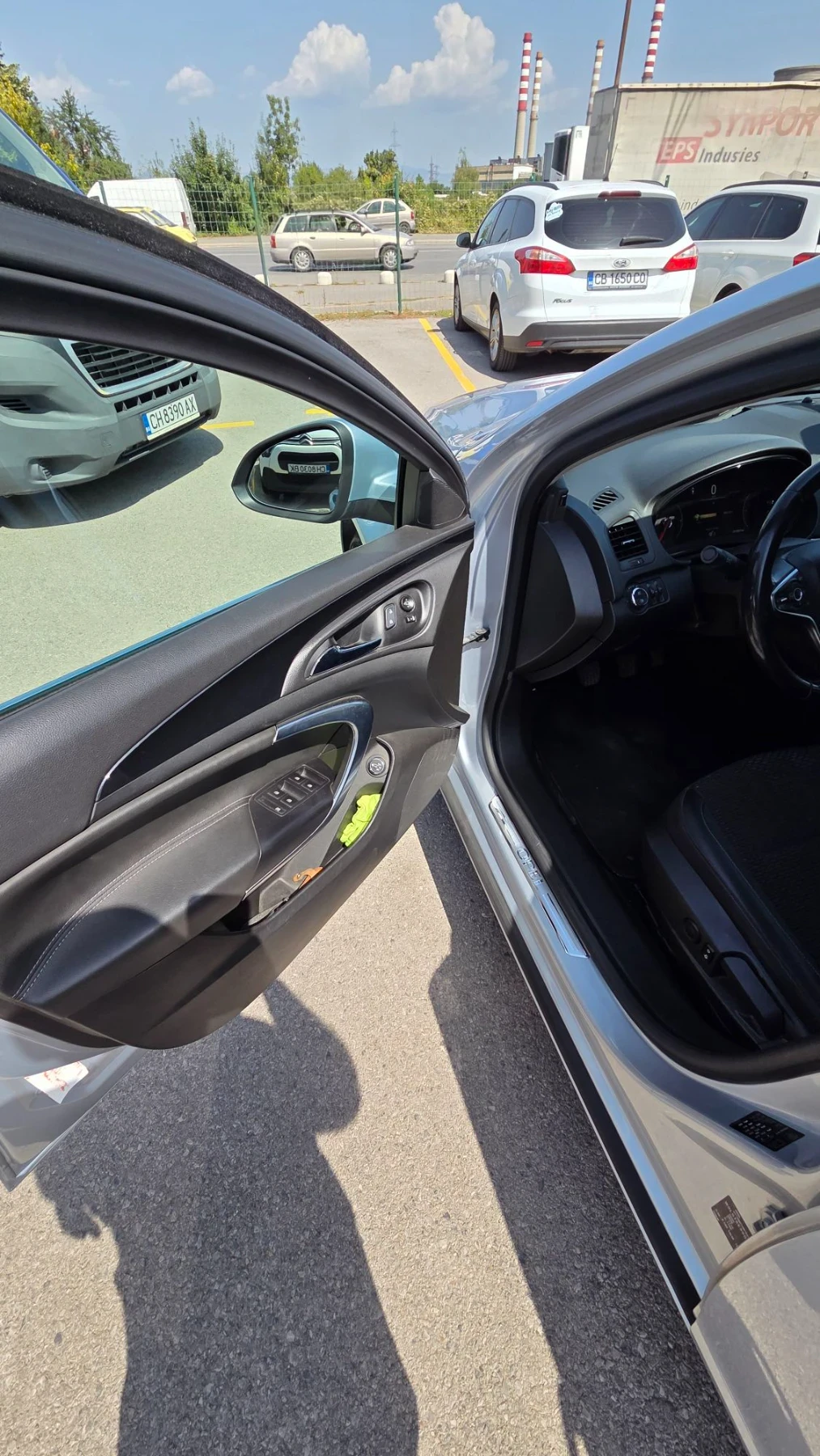 Opel Insignia, снимка 8 - Автомобили и джипове - 56274930
