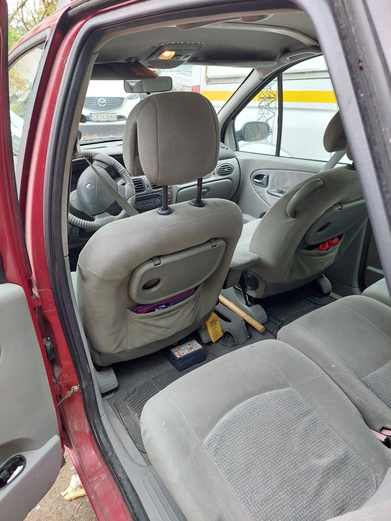 Renault Scenic, снимка 9 - Автомобили и джипове - 56574934