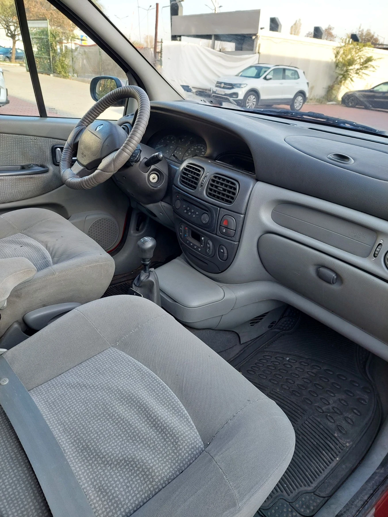 Renault Scenic, снимка 5 - Автомобили и джипове - 56574934
