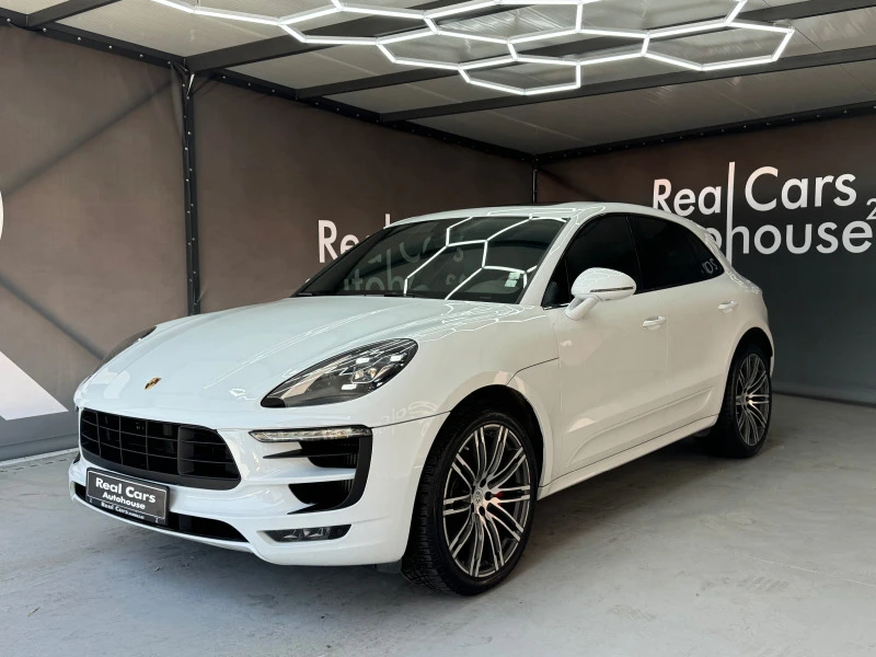 Porsche Macan Turbo* SportChrono* Pano* Keyless* AeroPack* PASM*, снимка 3 - Автомобили и джипове - 45095453