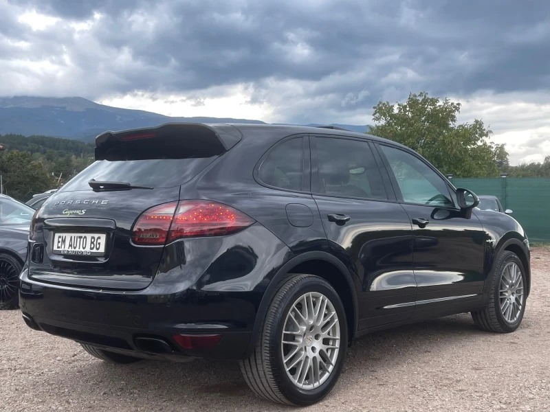 Porsche Cayenne S E-Hybrid, снимка 4 - Автомобили и джипове - 47362059