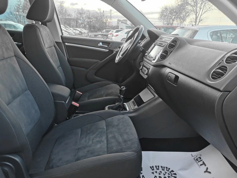 VW Tiguan 2.0 TDI 4motion, снимка 14 - Автомобили и джипове - 48394007