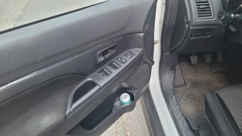 Mitsubishi ASX, снимка 3 - Автомобили и джипове - 52030660