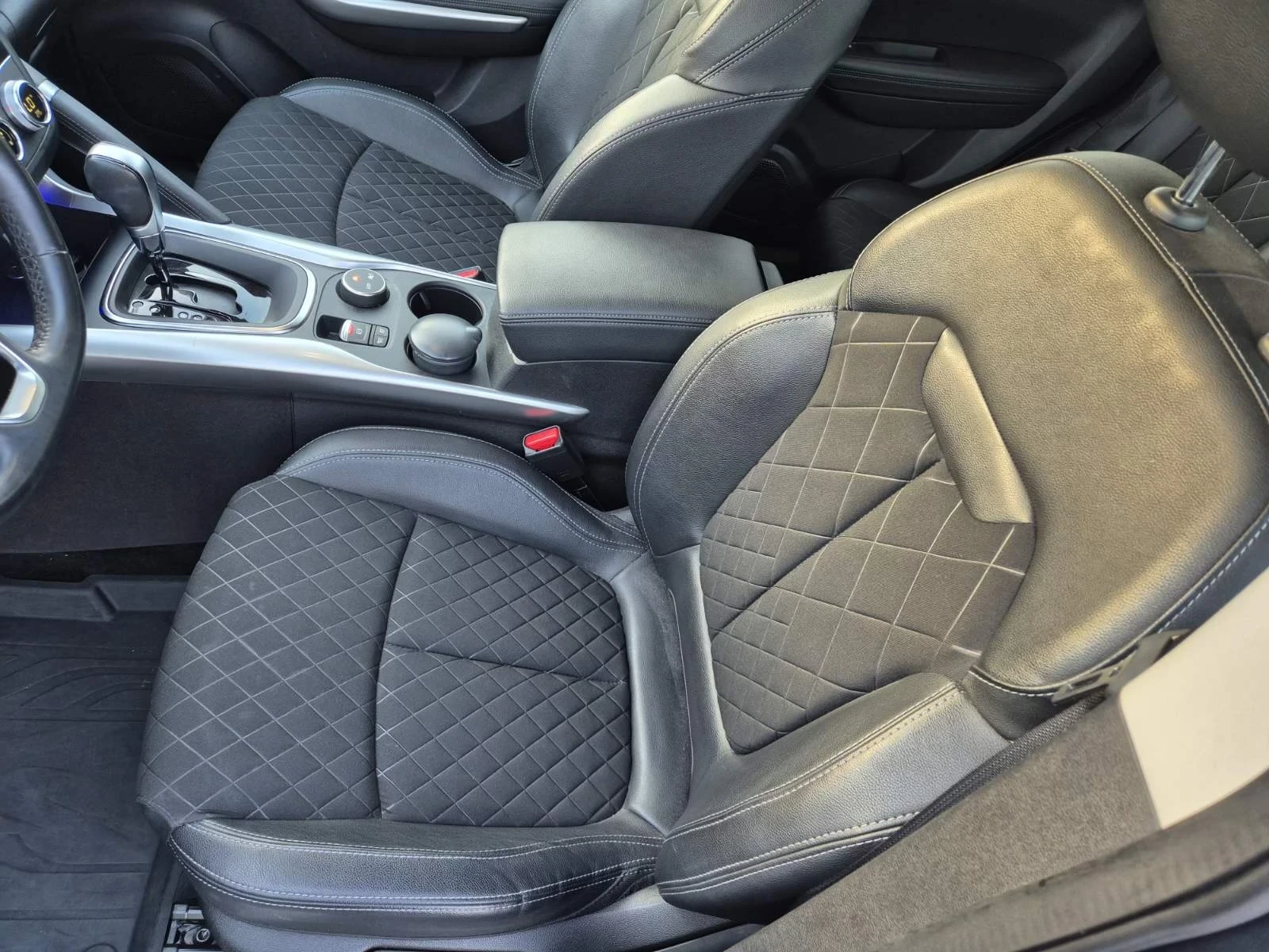 Renault Kadjar Intens TCe160 - изображение 7