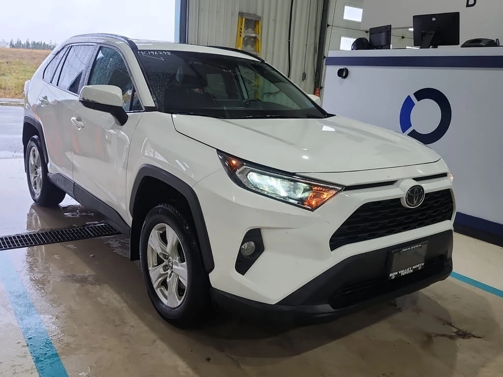 Toyota Rav4 * XLE * CARFAX * БЕЗ ПЪРВОНАЧАЛНА ВНОСКА - изображение 2