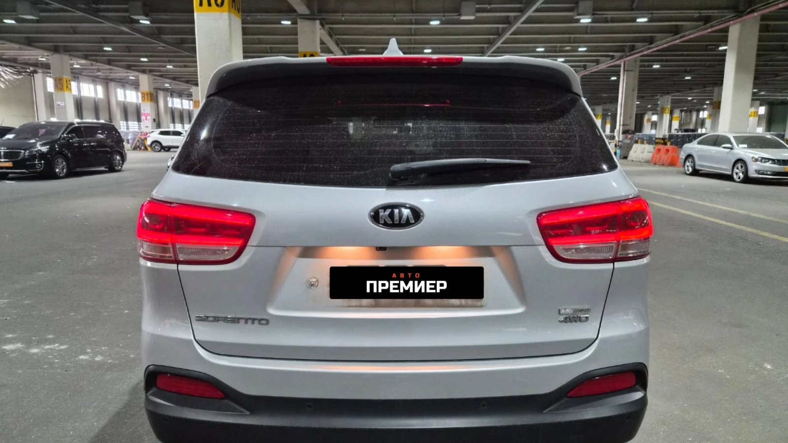 Kia Sorento 2.2 CRDI 4WD - ОЧАКВАН ВНОС - СУПЕР СЪСТОЯНИЕ! - изображение 5