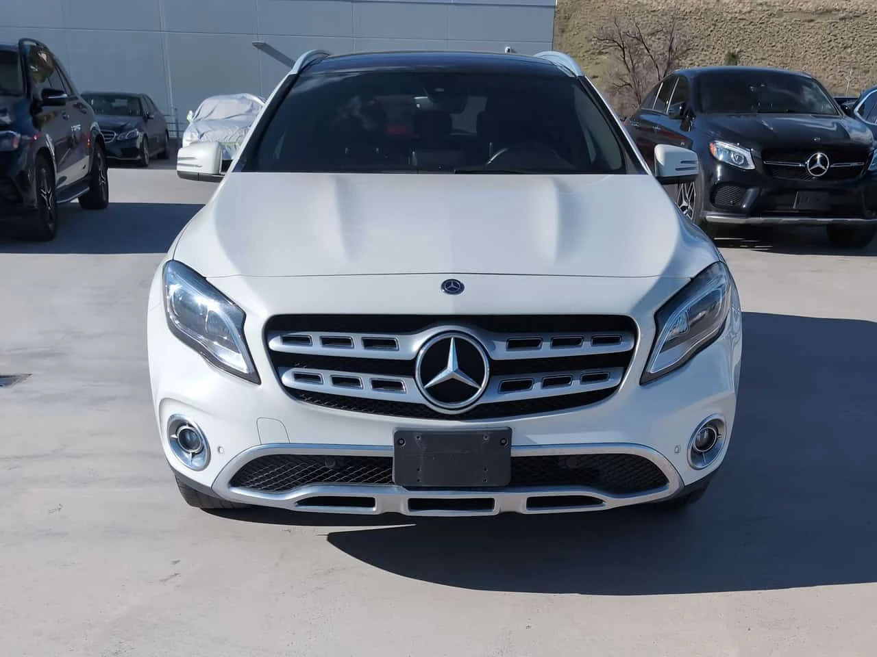 Mercedes-Benz GLA 250  * CARFAX * ПОДГРЕВ * ПАМЕТ * КАМЕРА * NAVI, снимка 6 - Автомобили и джипове - 54084268
