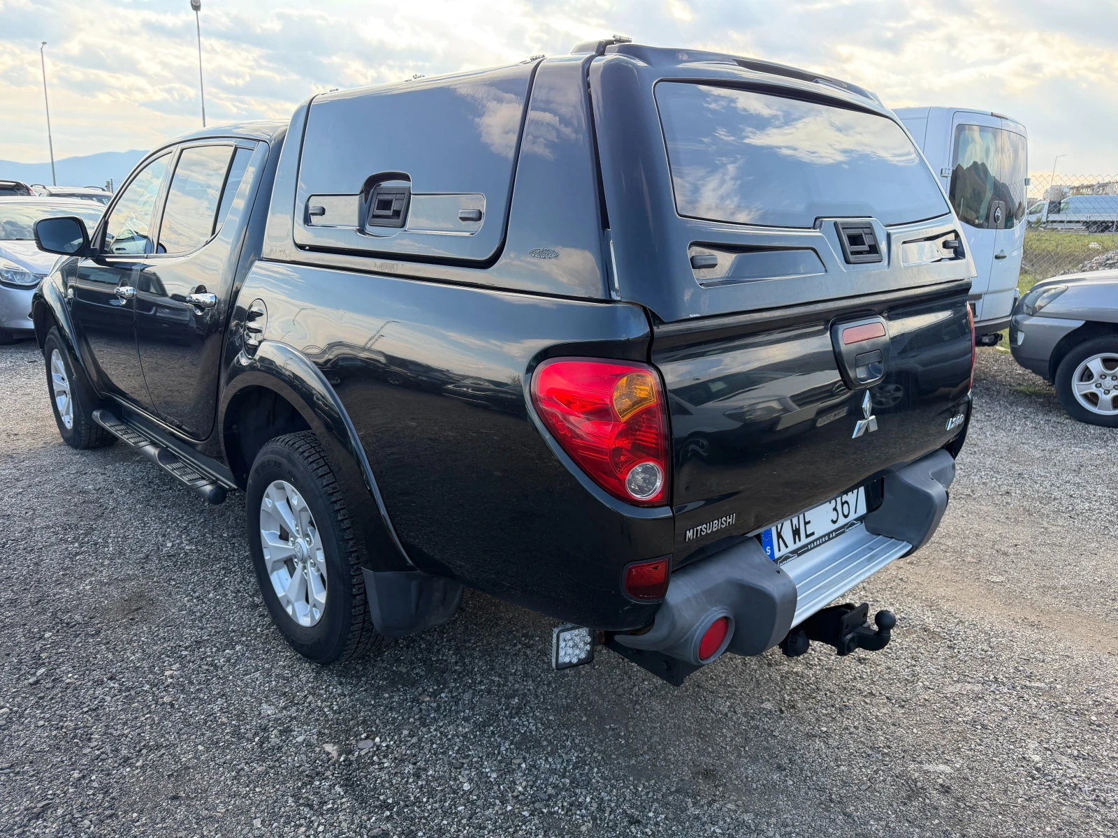 Mitsubishi L200 2.5, снимка 4 - Автомобили и джипове - 55081928