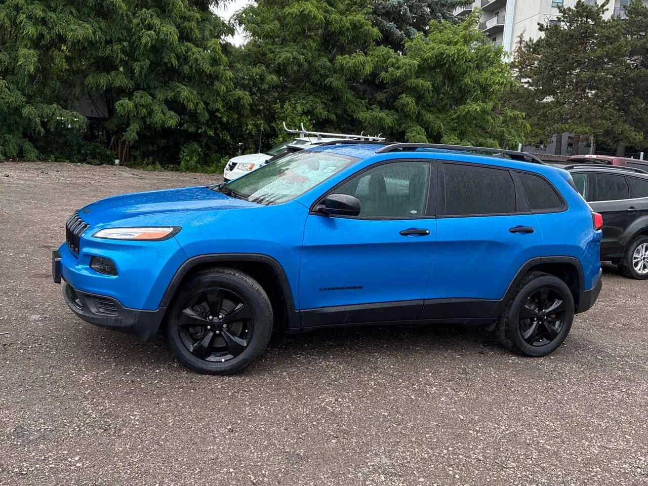 Jeep Cherokee * Altitude * АВТОКРЕДИТ БЕЗ ПЪРВОНАЧАЛНА ВНОСКА* , снимка 2 - Автомобили и джипове - 55231146