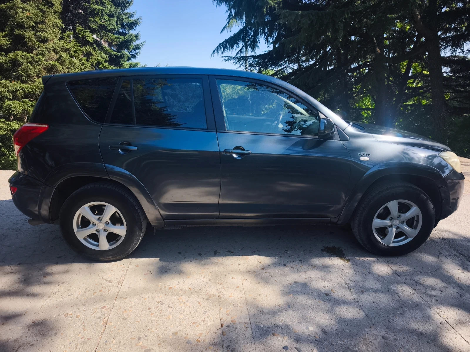 Toyota Rav4 2.2, снимка 2 - Автомобили и джипове - 55697473
