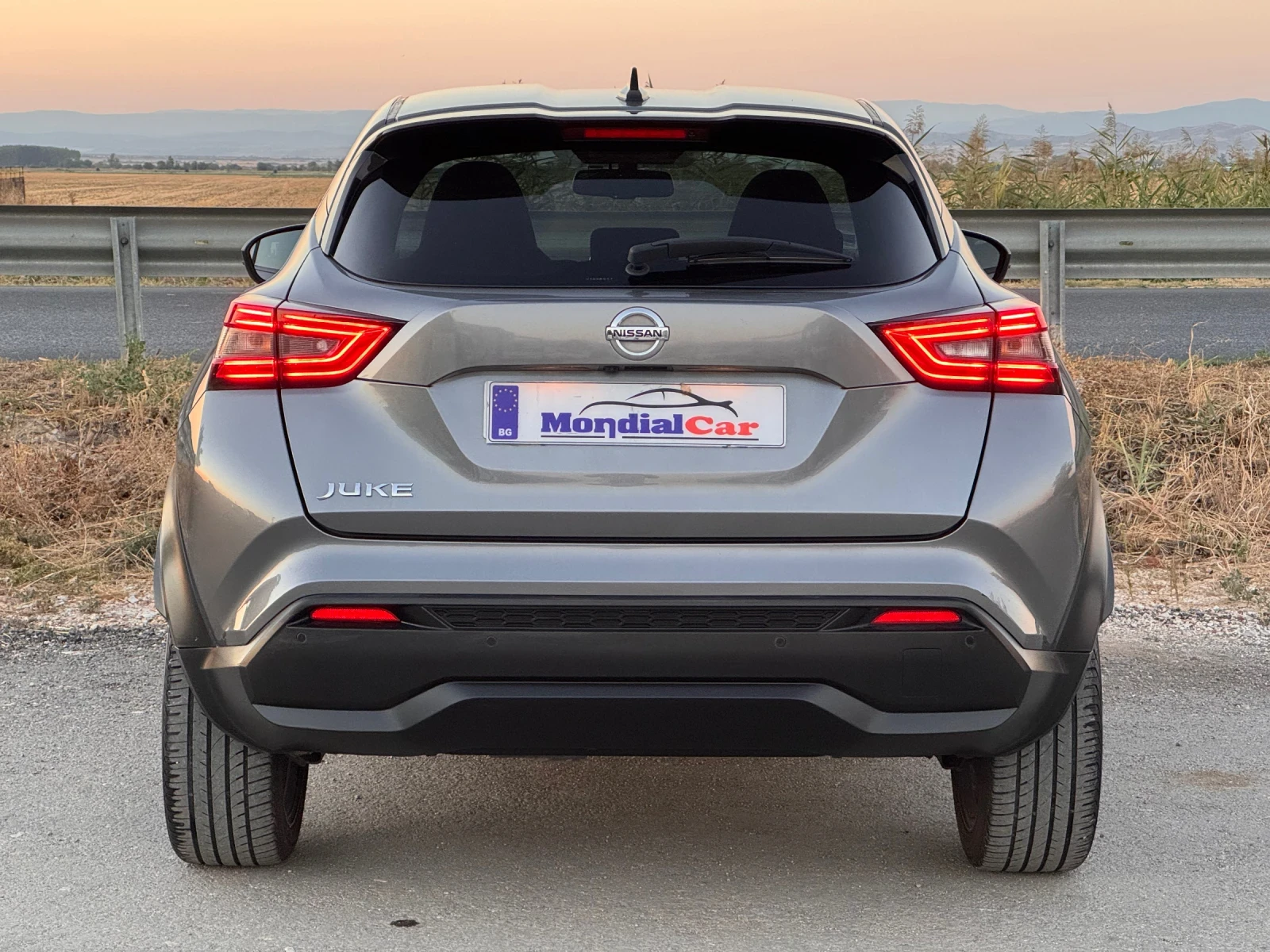 Nissan Juke DIG-T Tekna, снимка 4 - Автомобили и джипове - 55994625