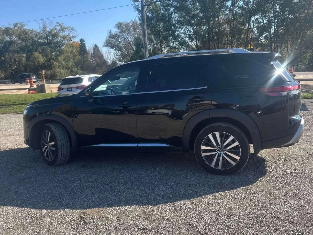 Nissan Pathfinder, снимка 2 - Автомобили и джипове - 56685929