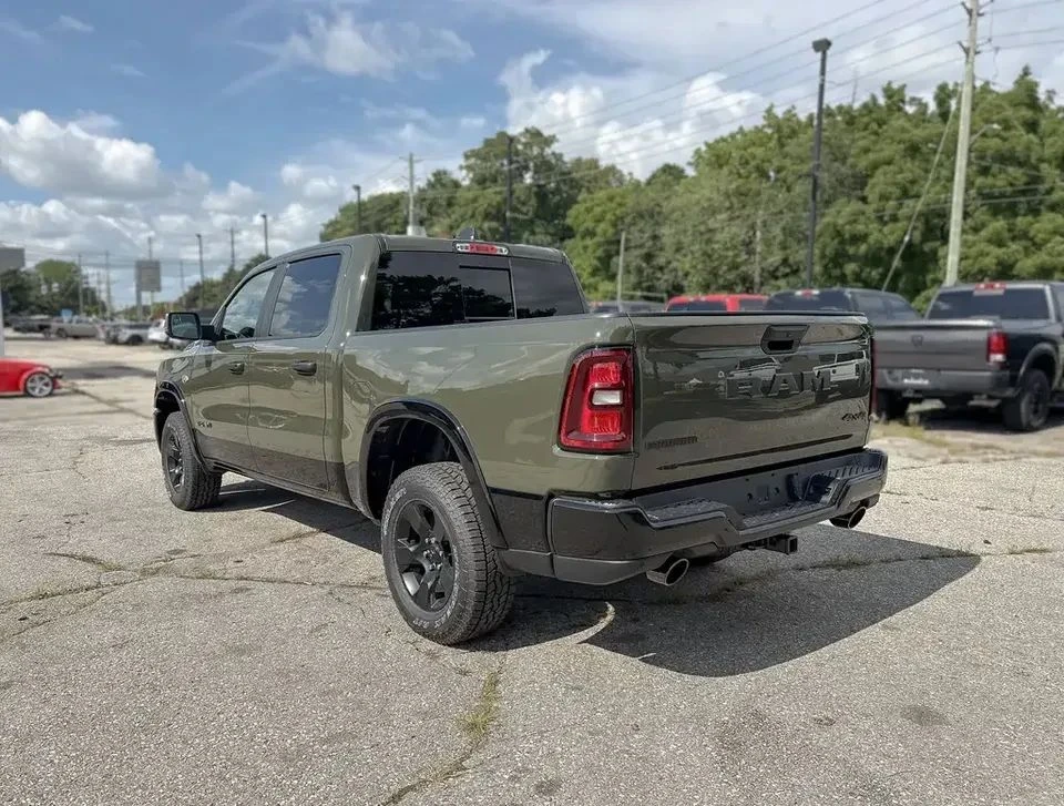 Dodge RAM 1500, снимка 6 - Автомобили и джипове - 56707703