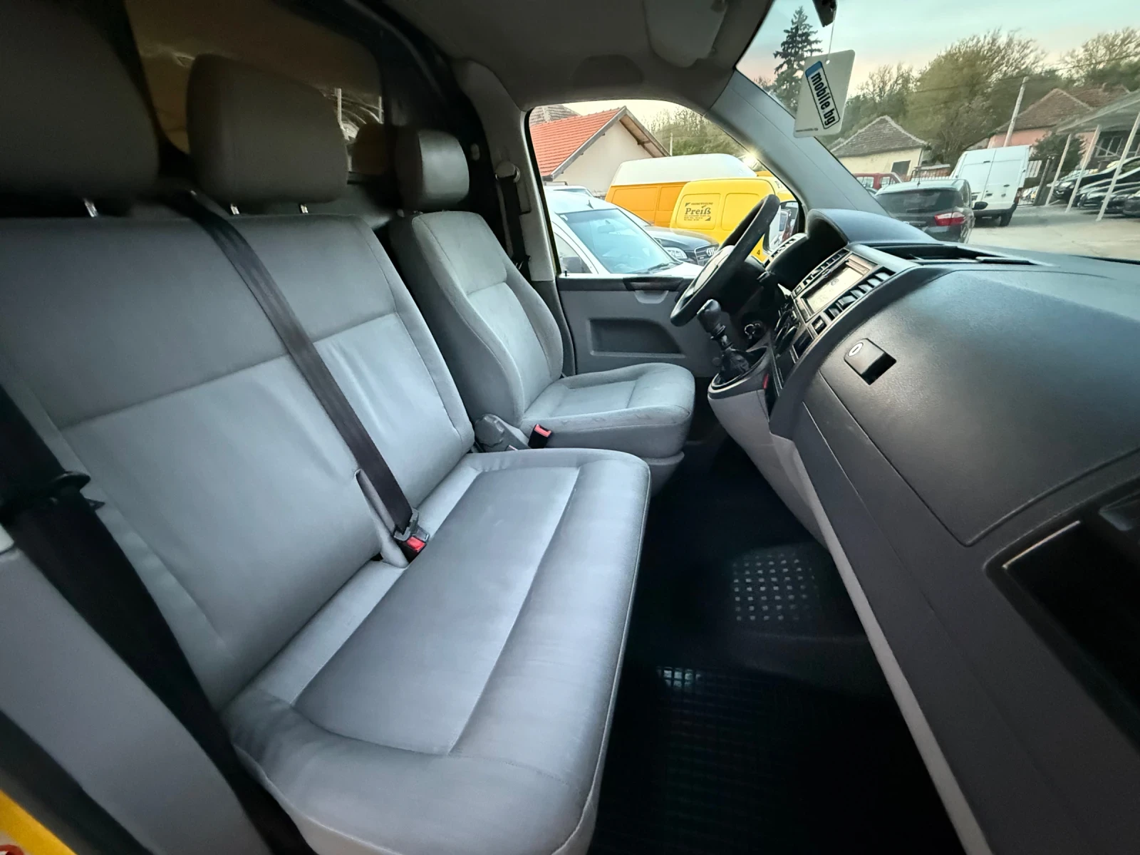 VW T5 1.9TDI КЕМПЕР, снимка 11 - Бусове и автобуси - 54339497