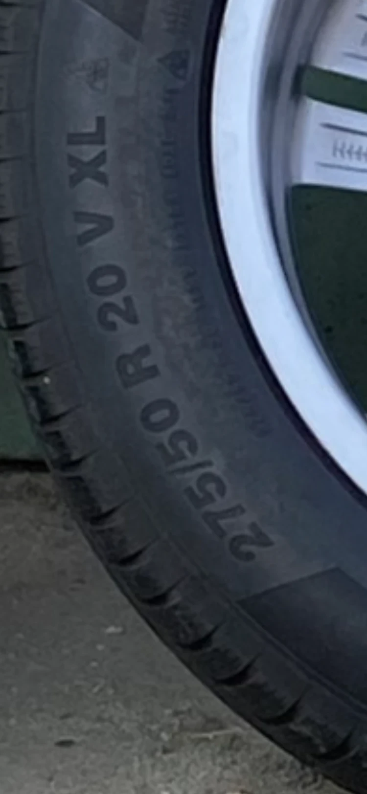 Гуми с джанти Continental 275/50R20, снимка 8 - Гуми и джанти - 47779976